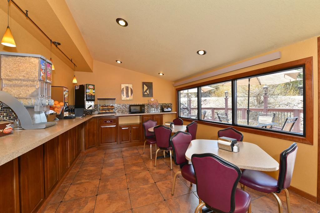 Super 8 By Wyndham Deadwood Black Hills Area Nhà hàng bức ảnh